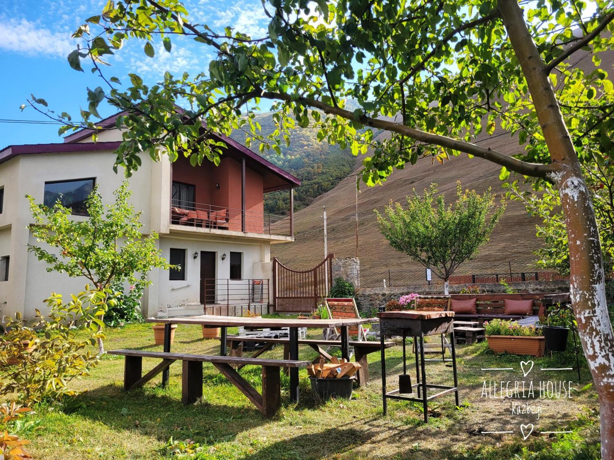 ---Allegria House--- Kazbegi Exterior foto