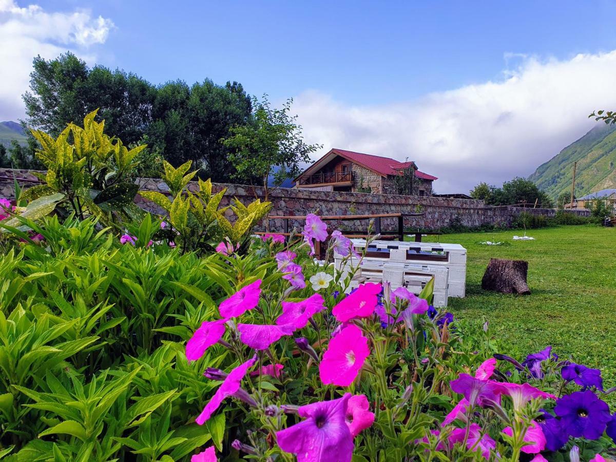 ---Allegria House--- Kazbegi Exterior foto